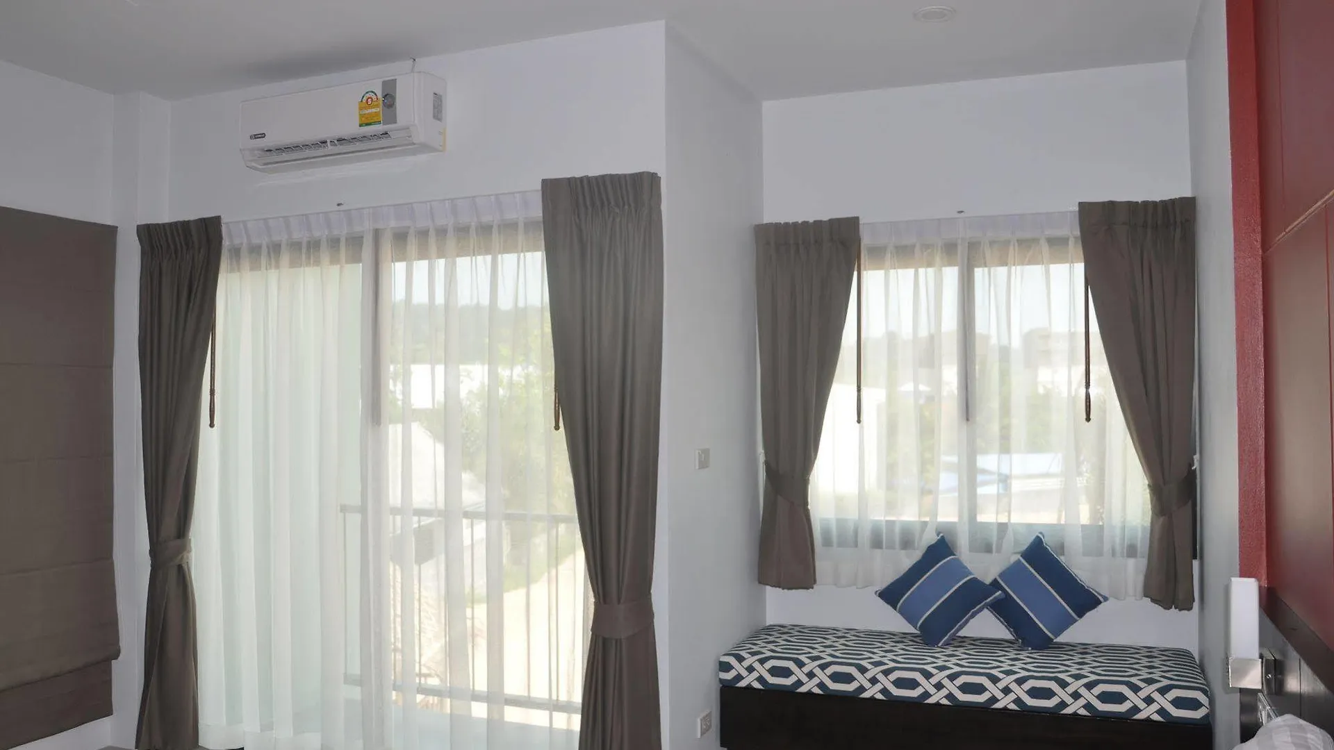 Hotel Phuket Airport Place - Sha Plus Nai Yang Beach