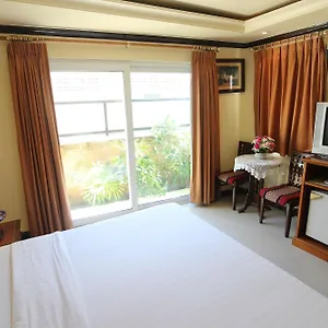 phi-phi-hotel.hotelskophiphi.com/