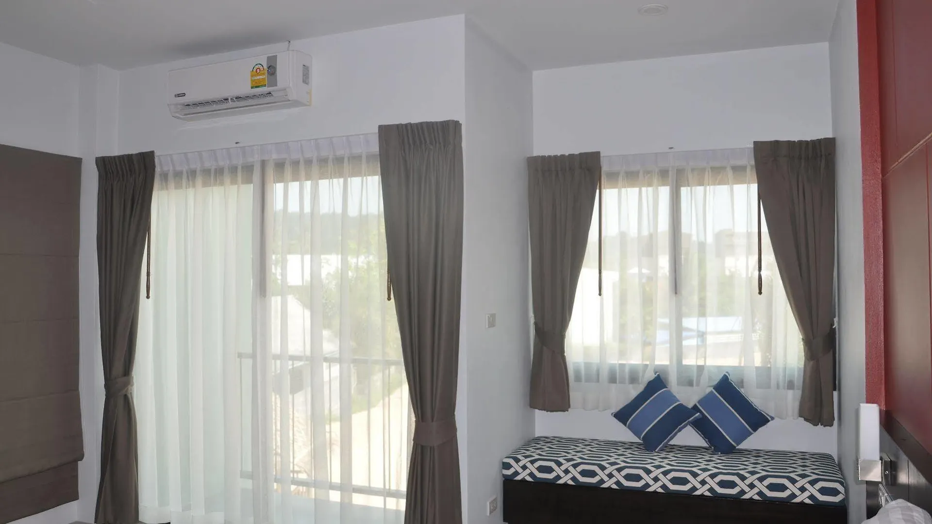 Phuket Airport Place - Sha Plus Nai Yang Hotel